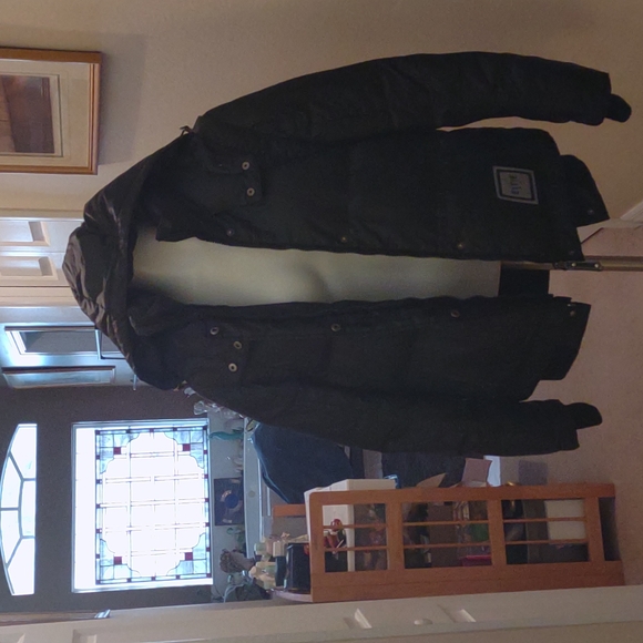 Eitie Paris black puffer/ ski jacket with snap off sleeves size 6 - Picture 8 of 16